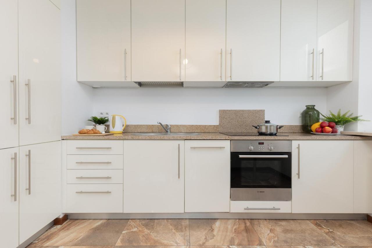 Warsaw Slominskiego Apartment By Noclegi Renters Luaran gambar