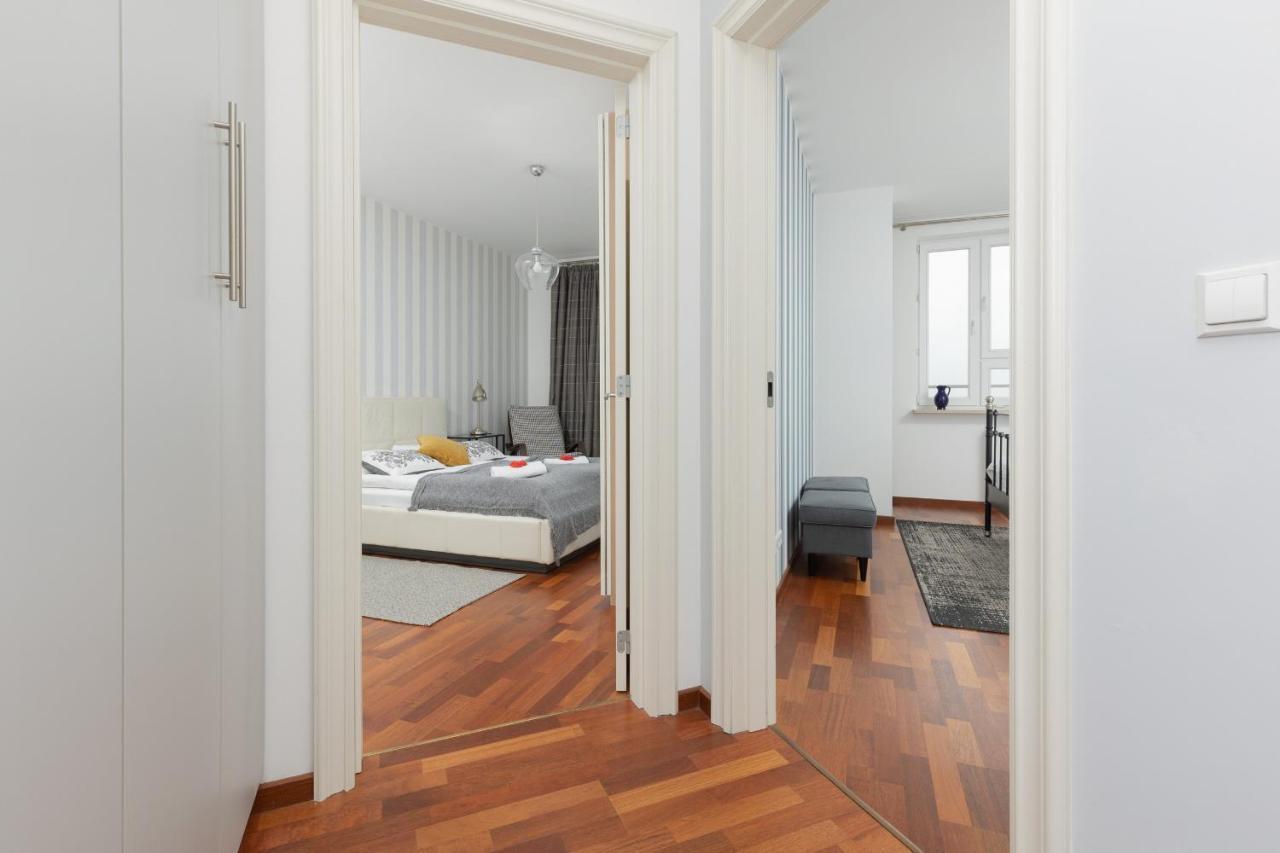 Warsaw Slominskiego Apartment By Noclegi Renters Luaran gambar