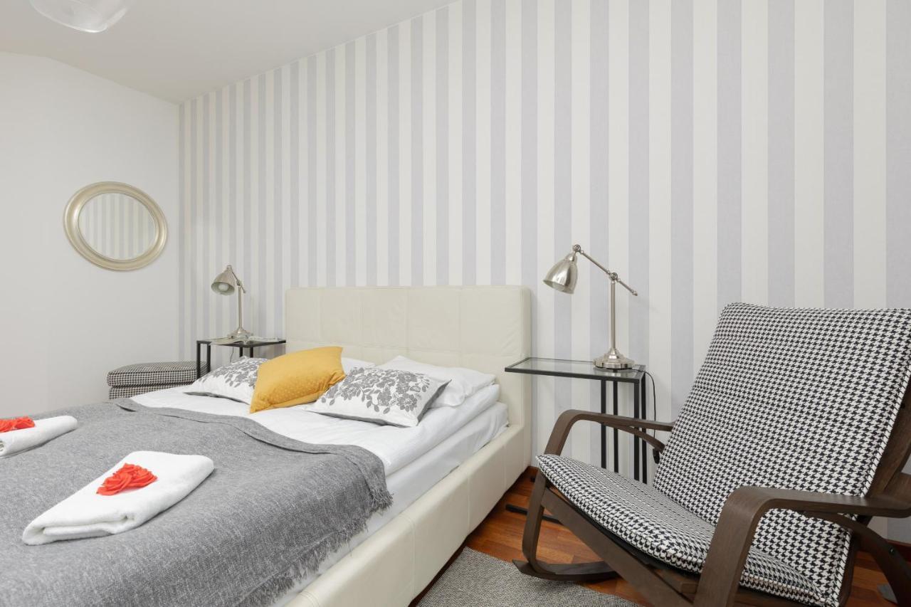 Warsaw Slominskiego Apartment By Noclegi Renters Luaran gambar